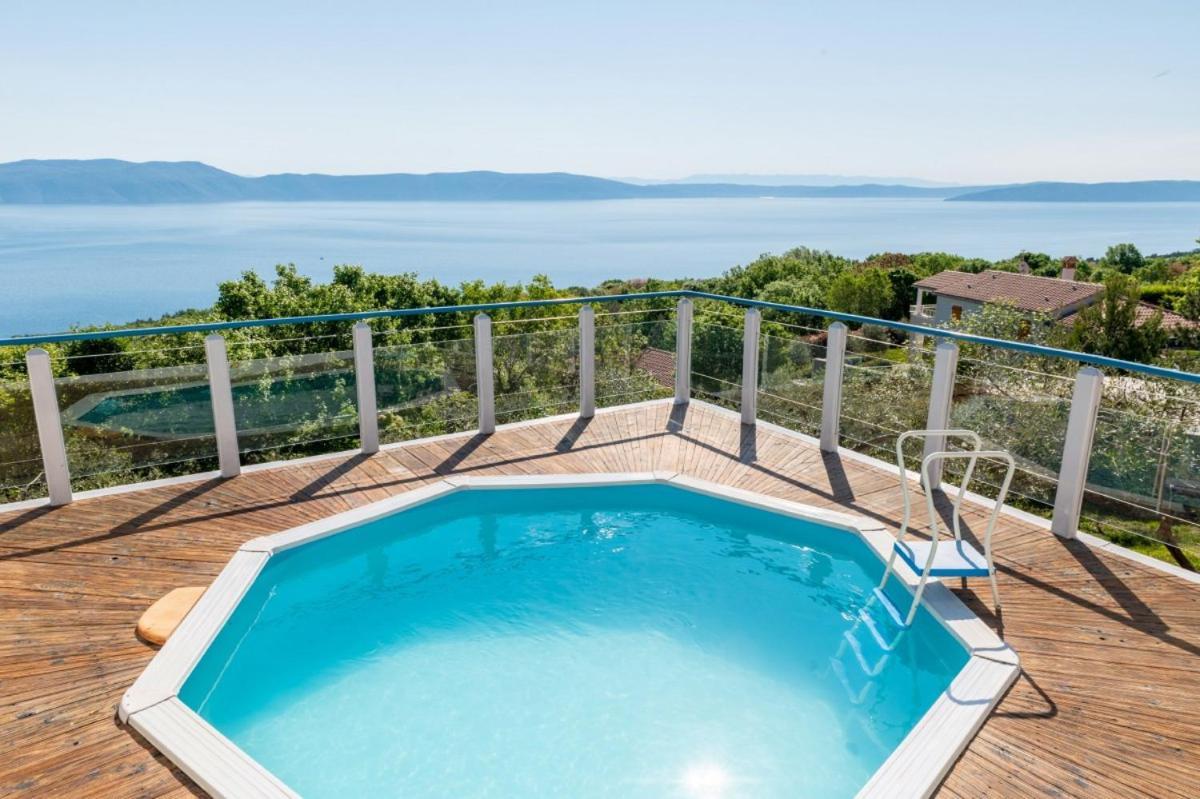 Villa Crni In Crni - Haus Fuer 6 Personen Labin  Esterno foto