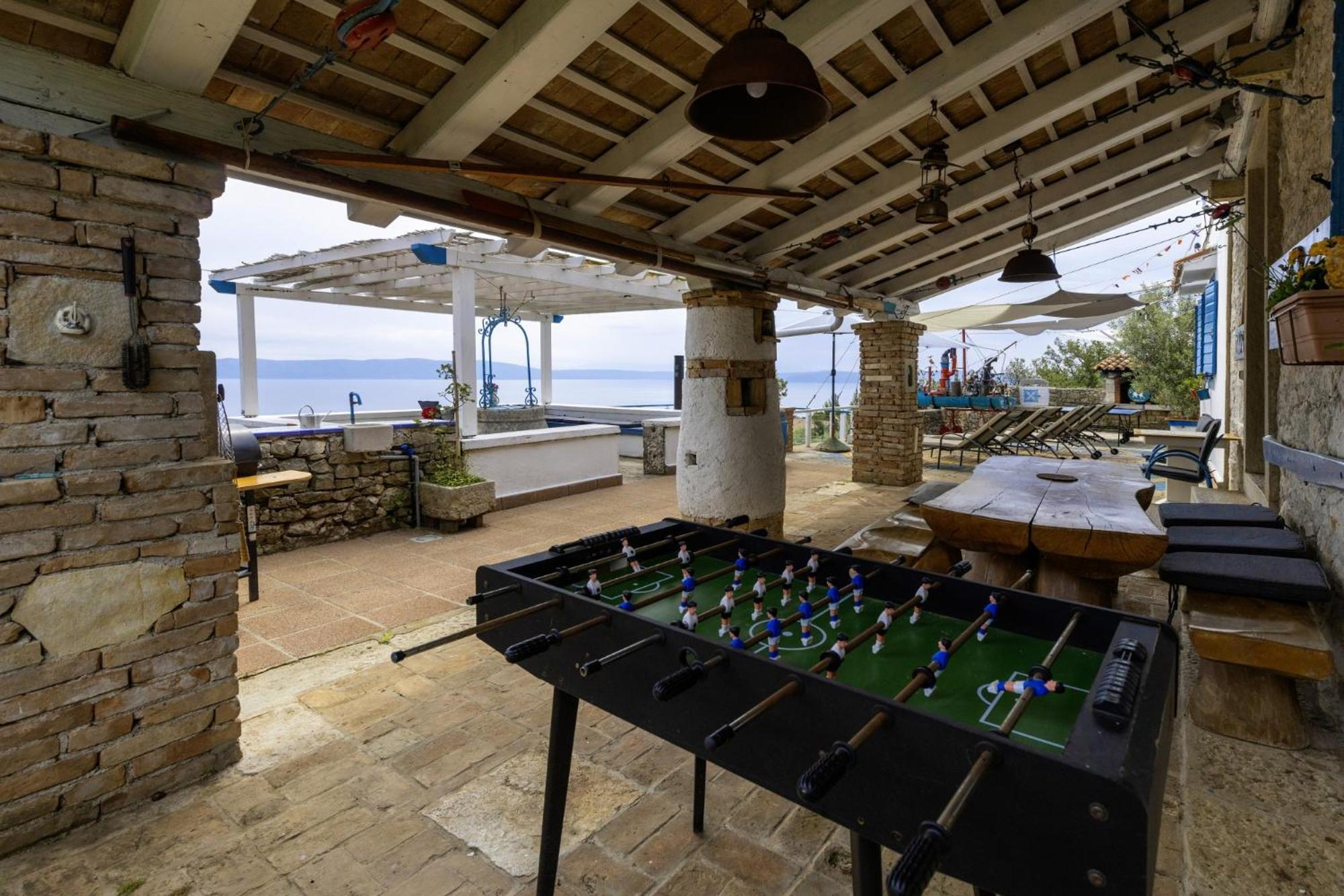Villa Crni In Crni - Haus Fuer 6 Personen Labin  Esterno foto